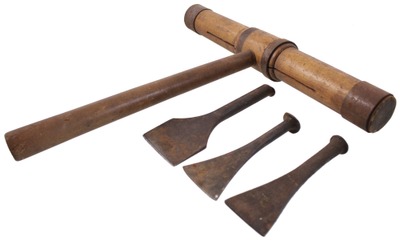 Unmarked: Clean & Usable S'right's Caulk Mallet