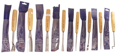 Pfeil Swiss Made, Langenthal, Switzerland: Wkg. Set Of Eight Clean Carving Tool