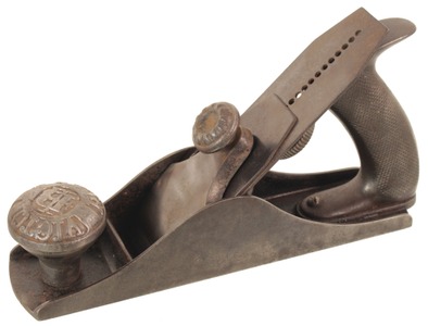 Leonard Bailey & Company, Hartford, Connecticut, No. 3: "Victor" Smoothing Metallic Plane