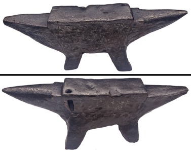 Unmarked: Early Double Horn Anvil