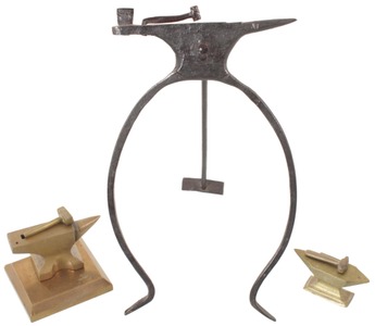 Assorted Makers: Three Early Type Anvil Theme Items