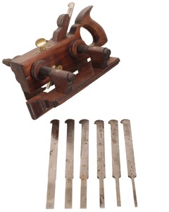 Sandusky Tool Company (Unmarked), No. 132: Handled Rosewood Plow Plane