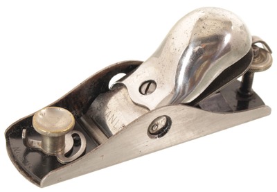 Stanley Rule & Level, No. S 18: Knuckle Joint Block Plane