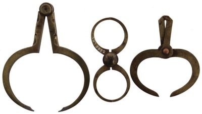 Assorted Makers: Three Pairs Of Brass Caliper