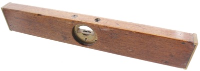 L.L. Davis, Springfield, Massachusetts, No. 3: Early 18" Mahogany Inclinometer Level