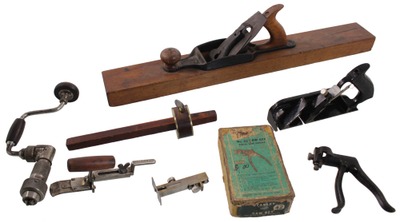 Stanley Rule & Level: Lot Of Clean & Usabl Woodworking Tools