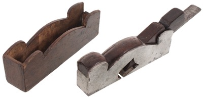Unmarked: 1 1/4" Cast Iron Shoulder Plane