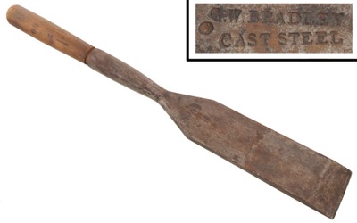 G.W. Bradley, Weston, Connecticut: Early 3 1/2" Socket Carpenters Slick