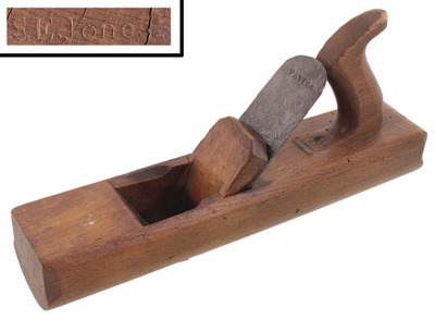 Samuel E. Jones, Lansingburgh, New York: Early Beech Body Gutter Plane