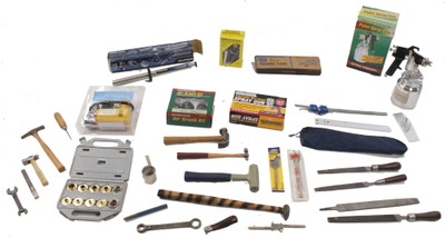 Assorted Makers: Modern Shop Items Opportunity Lot
