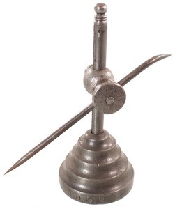 Standard Tool Company, Athol, Massachusetts, No. 510: Rare "Round Base" Surface Gauge