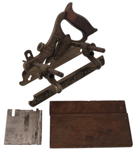 Stanley Rule & Level, No. 143: Traut's Patent Combination Plane