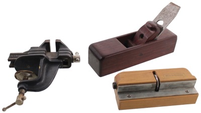 Assorted Makers: Three Extra Clean Woodworking Tools