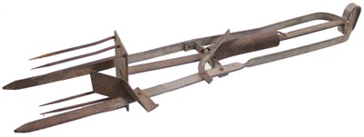Michigan Wire Goods Co./Niles, Mi: "The Reddick Trap" Mole Trap
