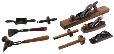 Stanley Rule & Level: Lot Of Clean & Usabl Woodworking Tools