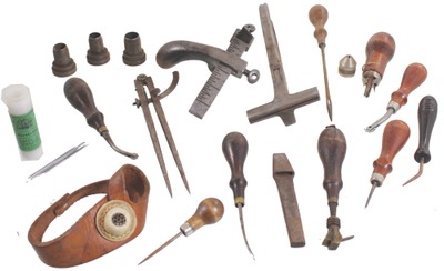 Assorted Makers: Lot Of Clean & Usabl Leather Tool