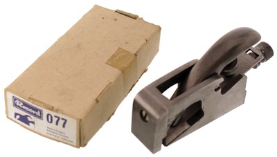 Record Tool Works, Sheffield, England, No. 077: 1 1/8" Bullnose Rabbet Plane