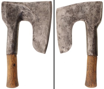 Illegible Imprint: Early Offset Sgl. Bevelewing Axe