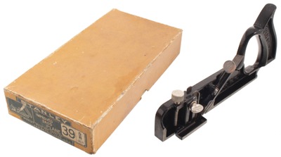 Stanley Rule & Level, No. 39: Cast Iron Dado Plane