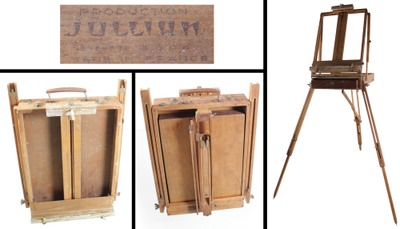 Jullian à Paris, Paris, France: Clean & Usable Artist's Easel