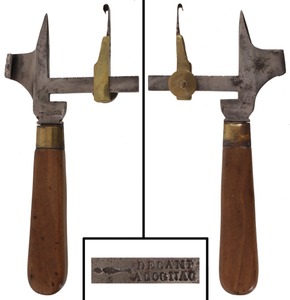 Decanf/A Cognac, France: Unus. Early Type Race Knife