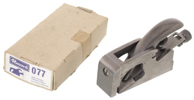 Record Tool Works, Sheffield, England, No. 077: 1 1/8" Bullnose Rabbet Plane
