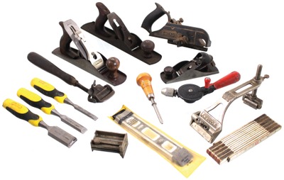 Assorted Makers: Lot Of Clean & Usabl Woodworking Tools