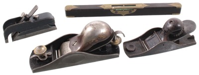 Stanley Rule & Level: Three Clean & Usable Woodworking Planes