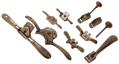 Unmarked: Wkg. Set Of Brass Spoke Shave