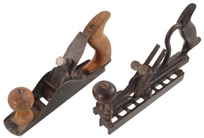 Stanley Rule & Level: Two Clean & Usable Woodworking Planes