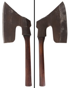 Unmarked: Classic European "Goosewing" Axe