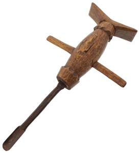 Unmarked: Early Carved Wooden Breast Auger