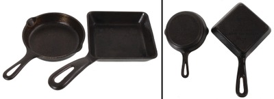 Griswold Manufacturing Company, Erie, Pennsylvania: Two Small Size Cast Iron Skillets