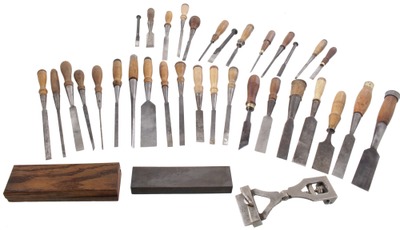 Assorted Makers: Lot Of Assorted Woodworking Chisels