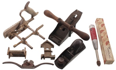 Stanley Rule & Level: Lot Of Sound & Usabl Woodworking Tools