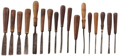 Assorted Makers: Lot Of 17 Assorted Carving Tools