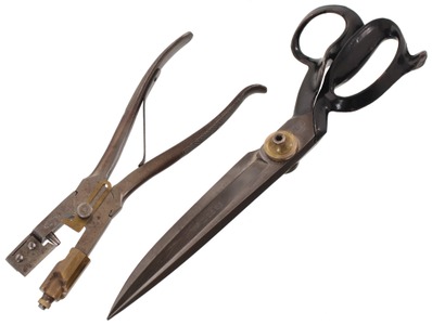 J. Wiss & Sons, Newark, New Jersey: Two Extra Clean Wiss Tools