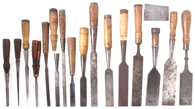 Assorted Makers: Lot Of Clean & Usabl Chisels