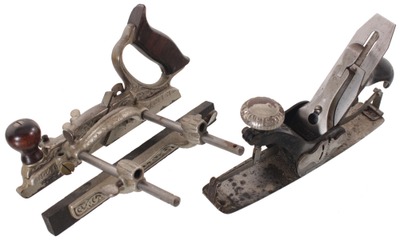 Stanley Rule & Level: Two Clean & Usable Woodworking Planes