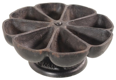 Unmarked: "Star Nail Cup" Revolving Nail Cup
