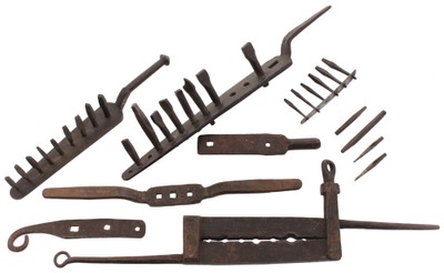 Unmarked: Wkg. Set Of Metal Threading Tools