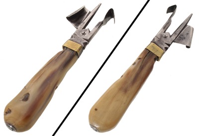 Unmarked: Early Bone Hdl. Race Knife