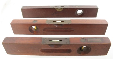 Assorted Makers: Three Clean Small Size Levels