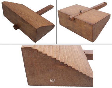 Unmarked: Extra Clean Early Beech Marking Gauge