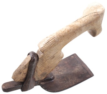 Unmarked: Early European Stirrup Adze