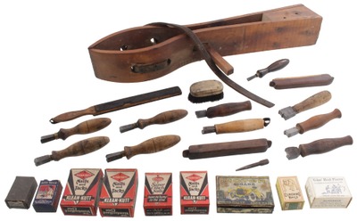 Assorted Makers: Working Set Of Cobbler's Tool