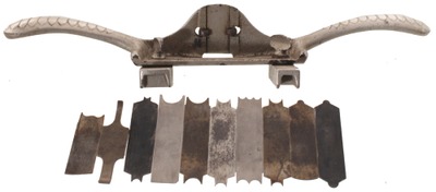 Stanley Rule & Level, No. 66: Universal Scratch Beader