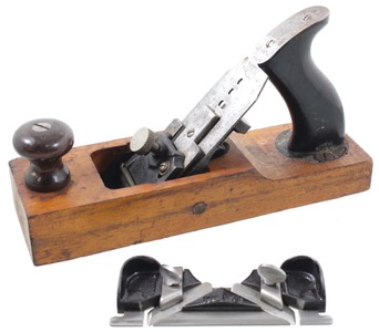 Stanley Rule & Level: Two Extra Clean Woodworking Planes