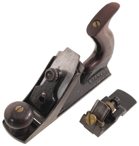 Stanley Rule & Level, No. 72 1/2: Extra Clean Special Chamfer Plane