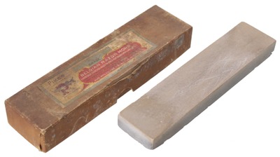 Pike Manufacturing Company, Pike, New Hampshire: Extra Clean "Belgian Razor Hone" Oilstone